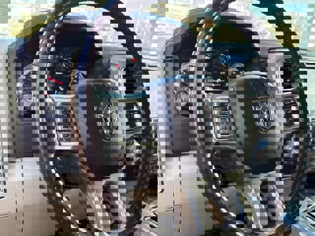 Used 2014 RAM 1500 Laramie w/ Convenience Group image 19