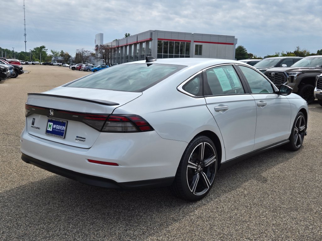 Used 2023 Honda Accord Sport image 6