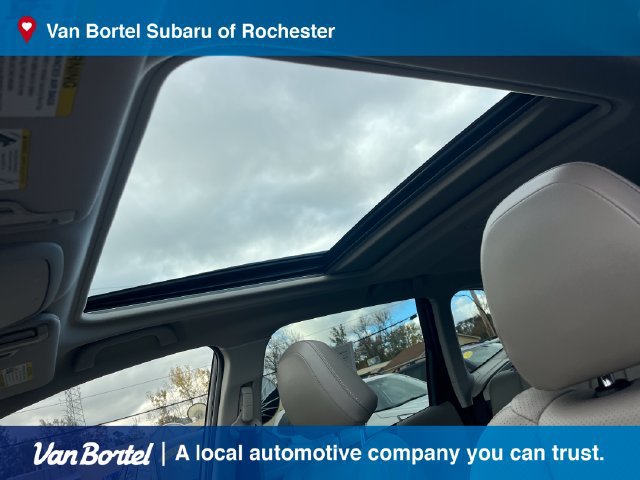 Used 2024 Subaru Forester Limited AWD/4WD image 14