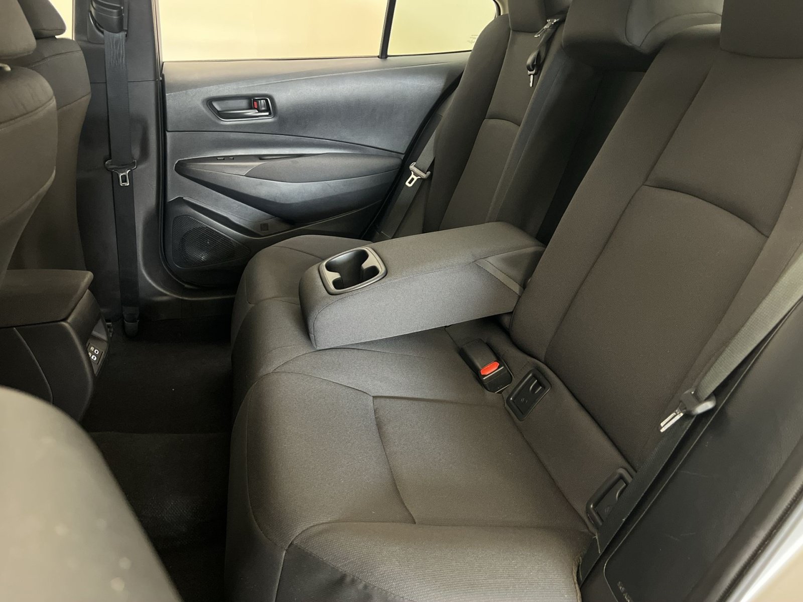Used 2026 Toyota Corolla LE FWD image 24