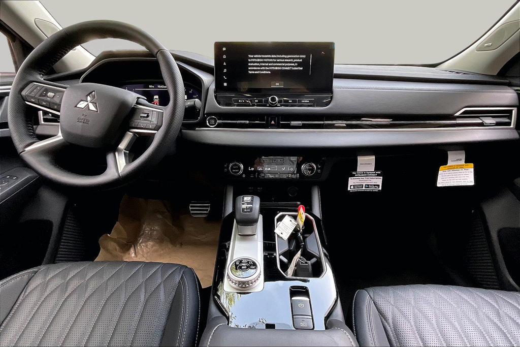 New 2026 Mitsubishi Outlander SEL FWD image 5