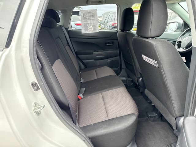 Used 2017 Mitsubishi Outlander Sport ES FWD image 10