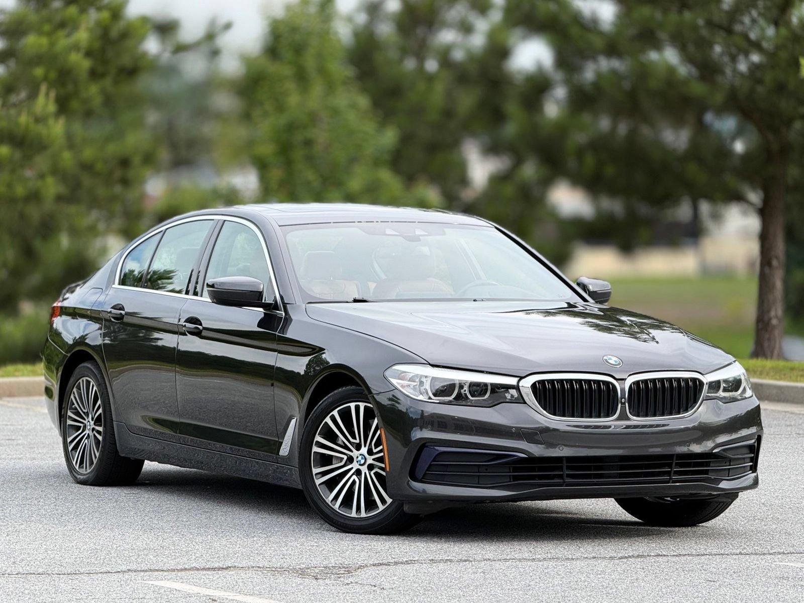 Used 2019 BMW 530i xDrive w/ Premium Package AWD/4WD image 13