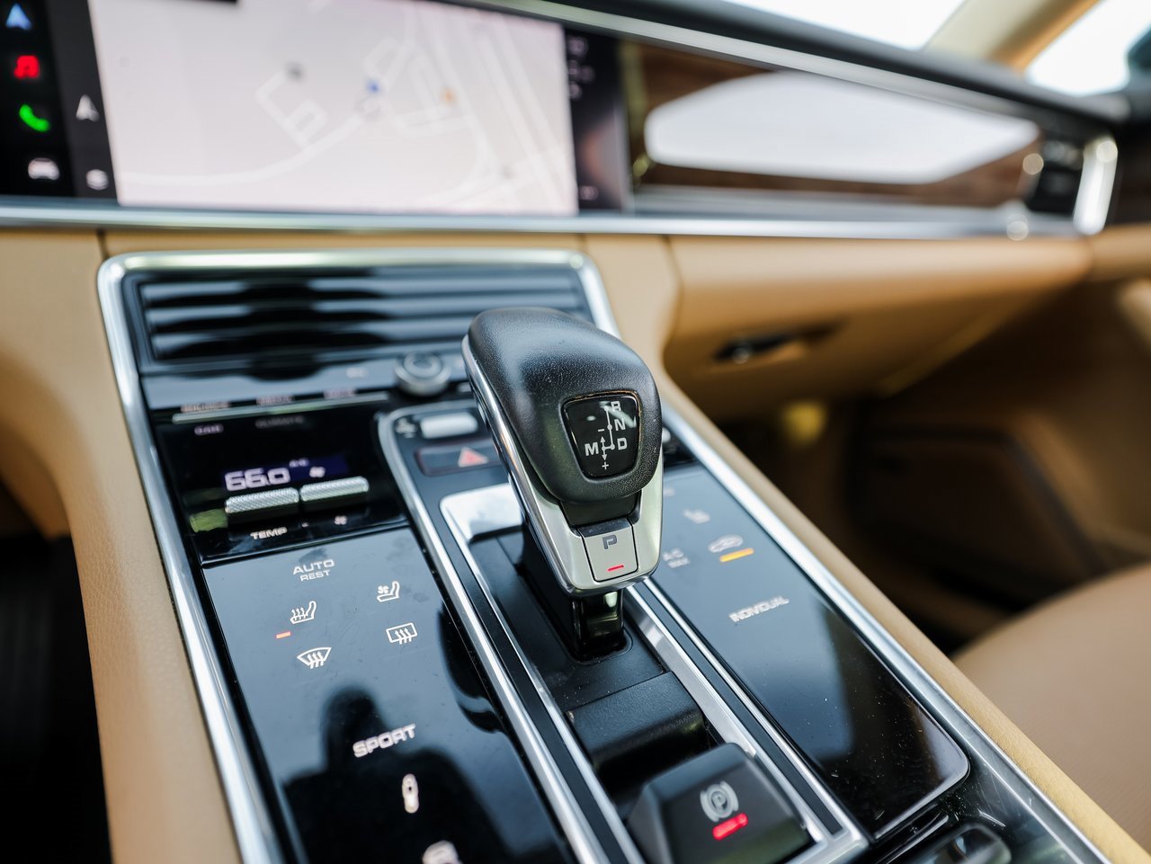 Certified 2023 Porsche Panamera Platinum Edition image 20