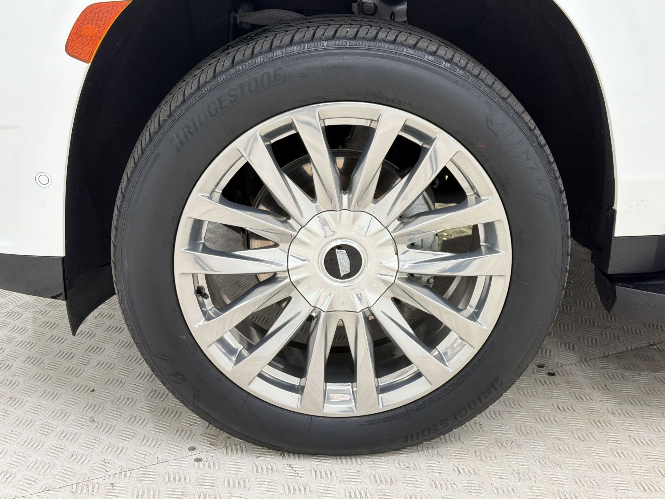 Used 2021 Cadillac Escalade Premium Luxury image 12