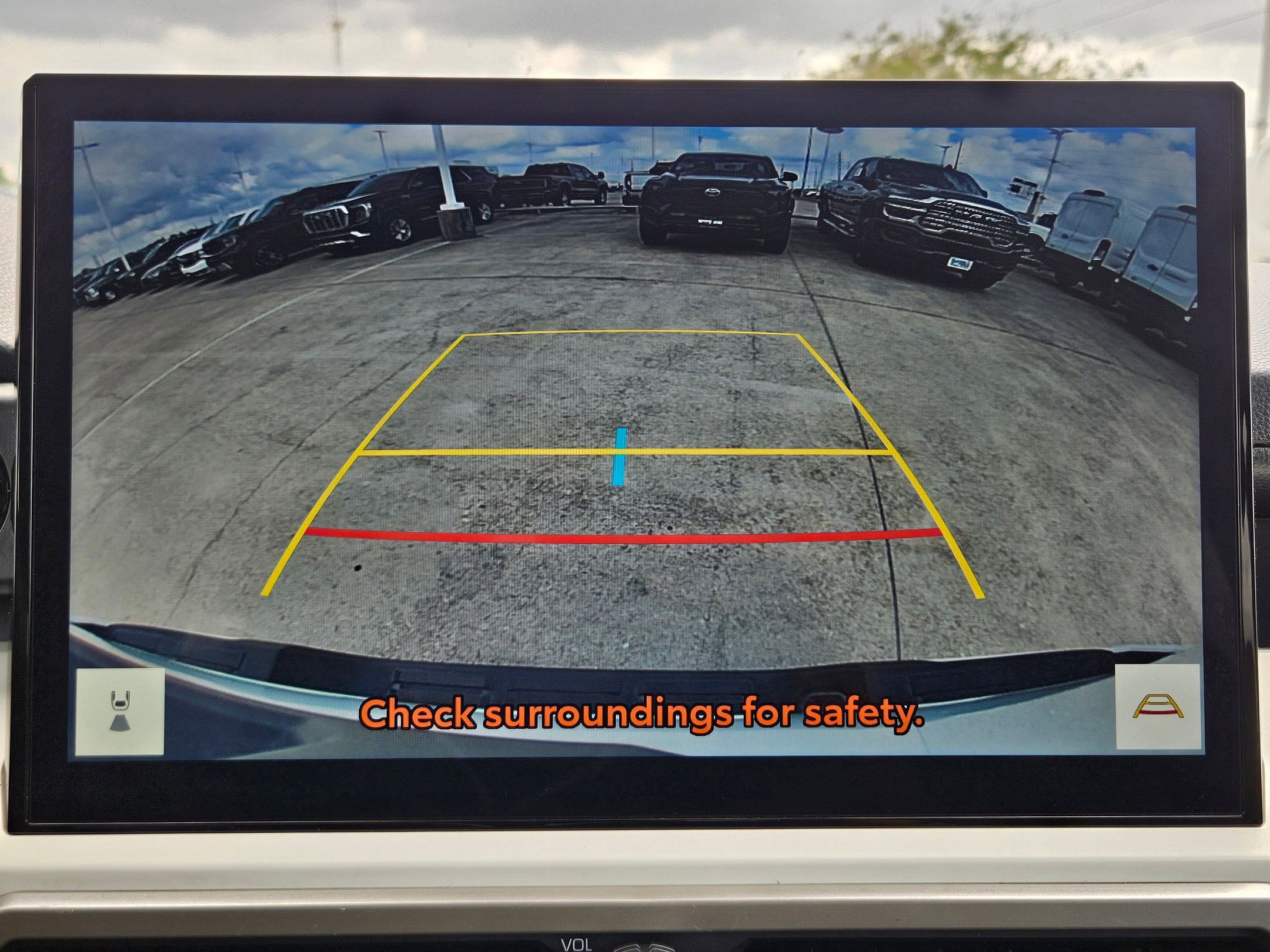 Used 2024 Toyota Tacoma TRD Off-Road AWD/4WD image 24