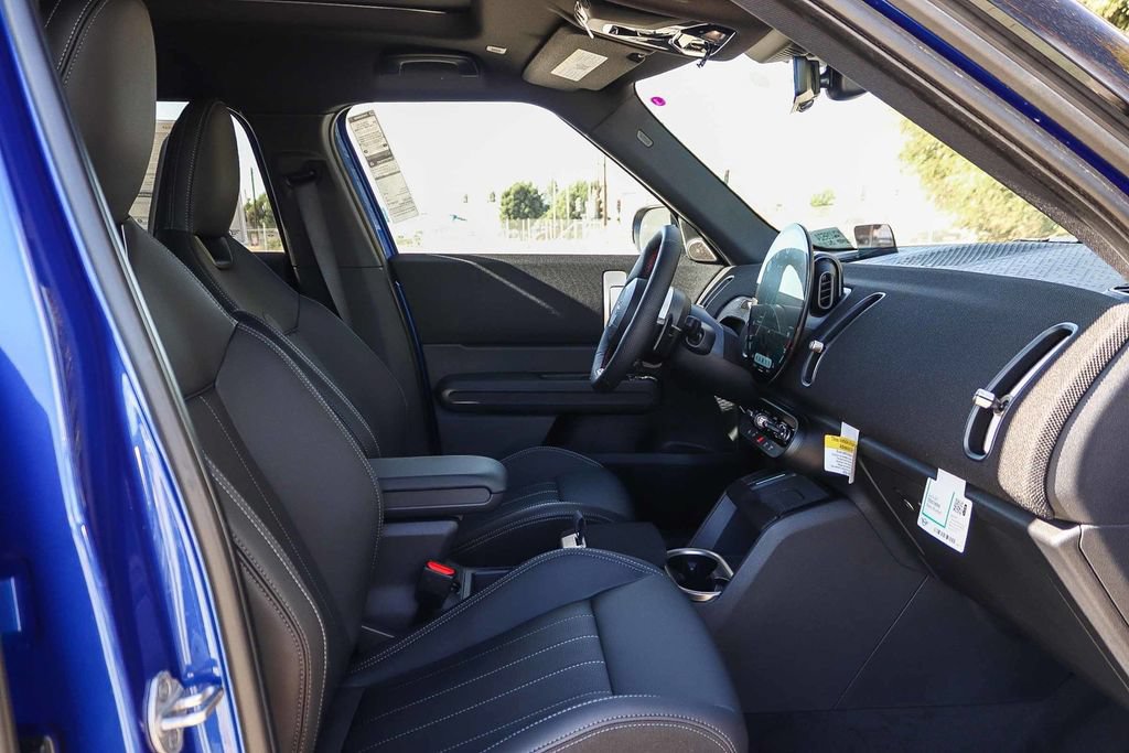 New 2027 MINI Cooper Countryman S w/ Comfort Package Max AWD/4WD image 17