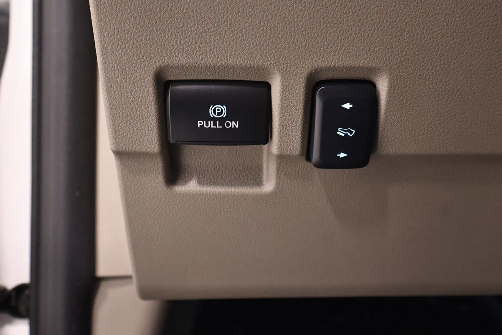 Certified 2026 Ford F350 Platinum w/ Platinum Plus Package image 28