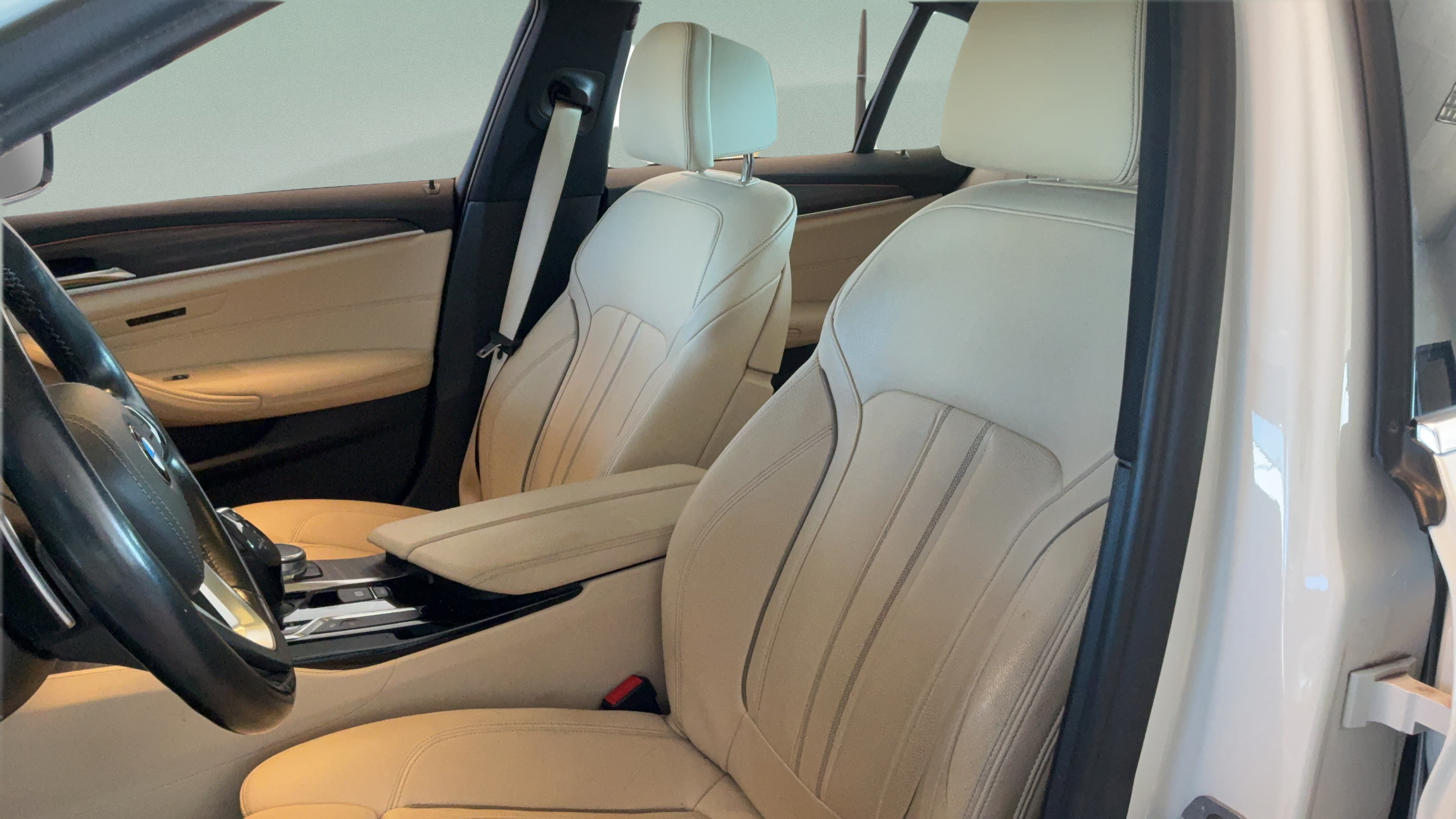 Used 2017 BMW 540i RWD image 26