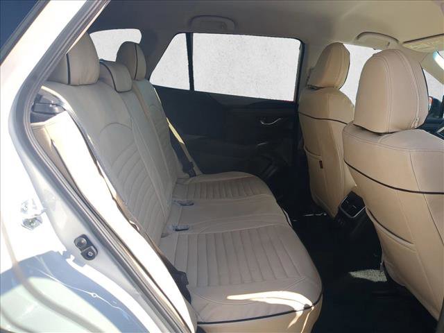 Used 2022 Subaru Outback Premium image 18