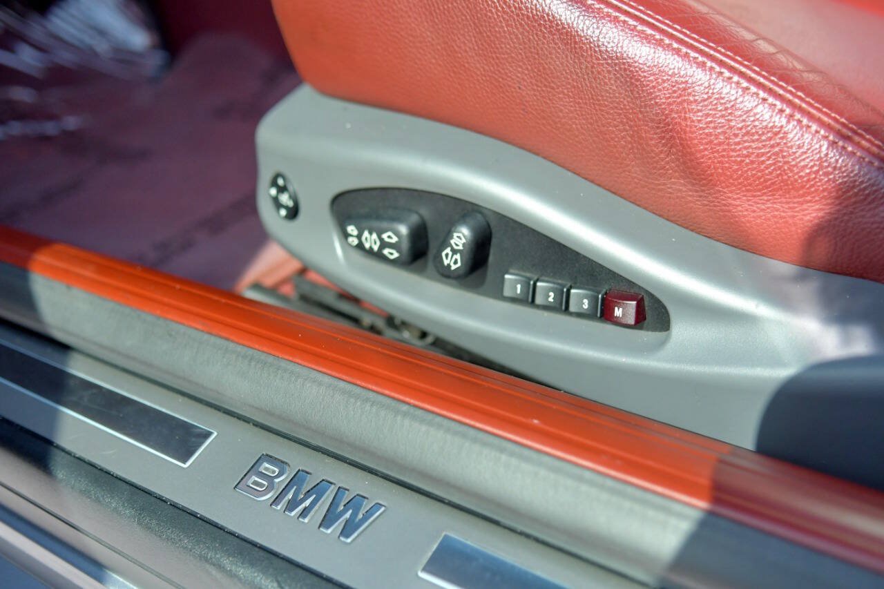 Used 2005 BMW 645Ci Convertible RWD image 21