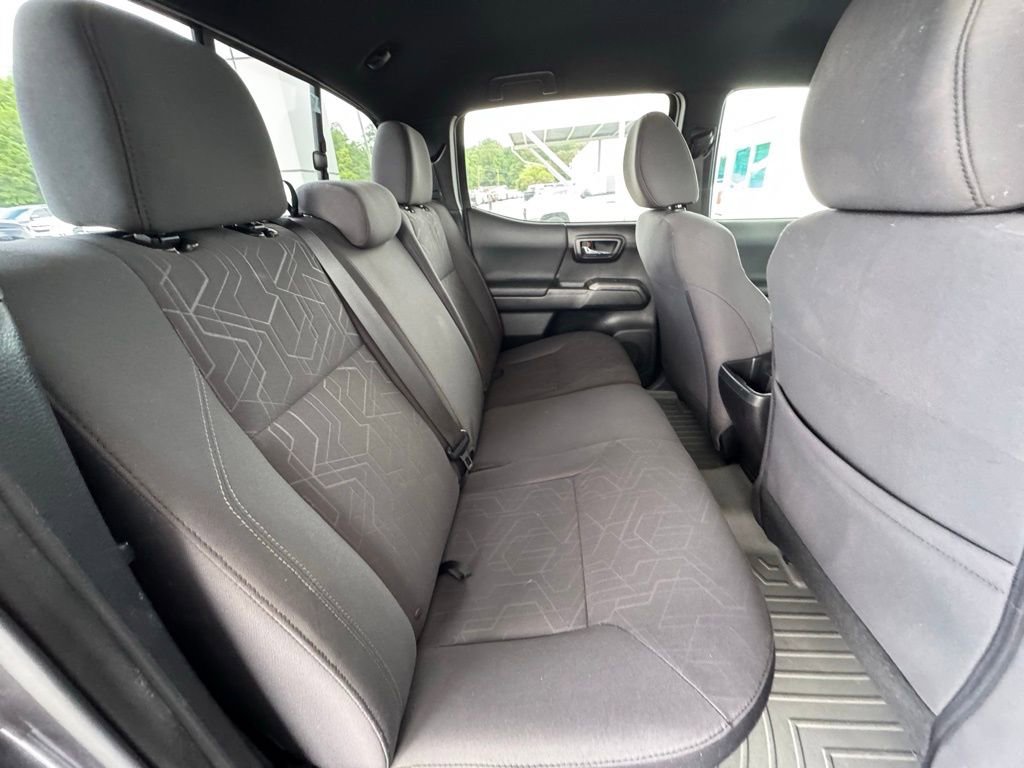 Used 2016 Toyota Tacoma TRD Sport w/ Towing Package RWD image 25