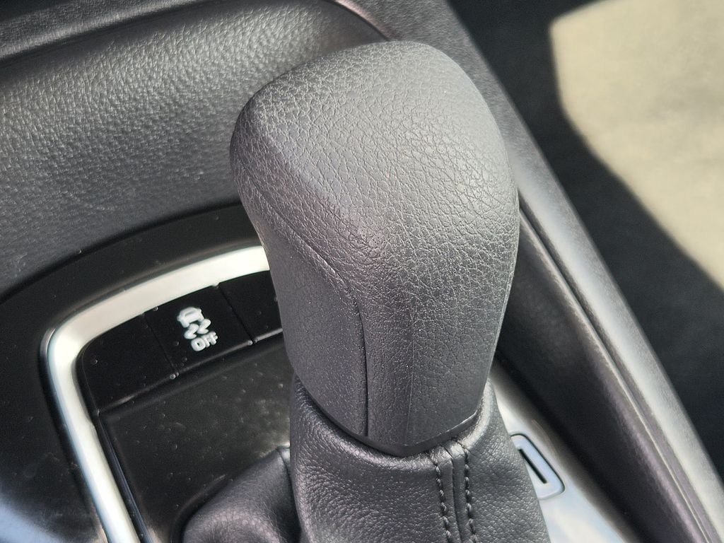 Used 2026 Toyota Corolla LE FWD image 21