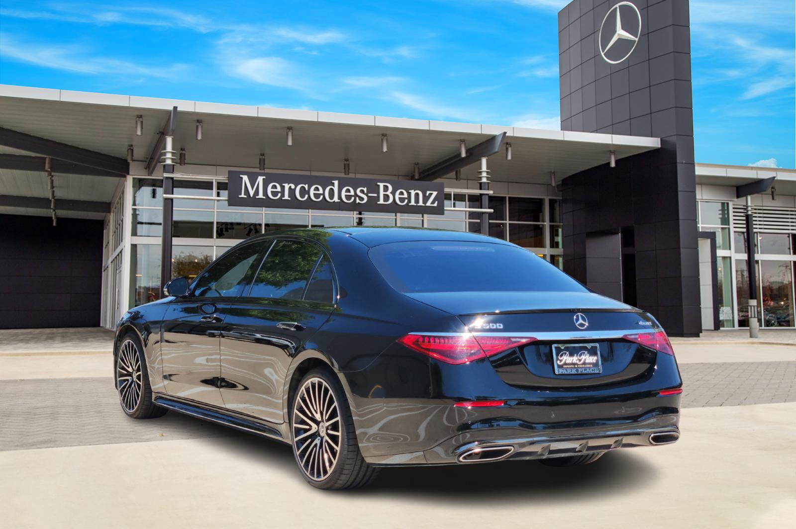 Certified 2023 Mercedes-Benz S 500 4MATIC image 4