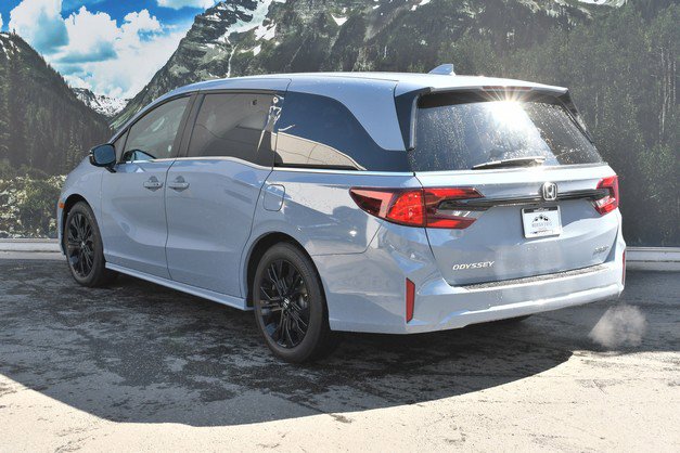 Used 2025 Honda Odyssey Sport-L image 9