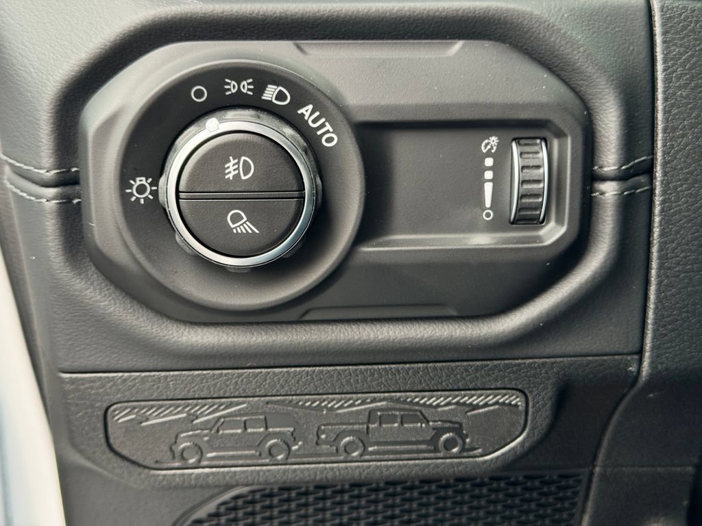 New 2026 Jeep Gladiator Mojave AWD/4WD image 26