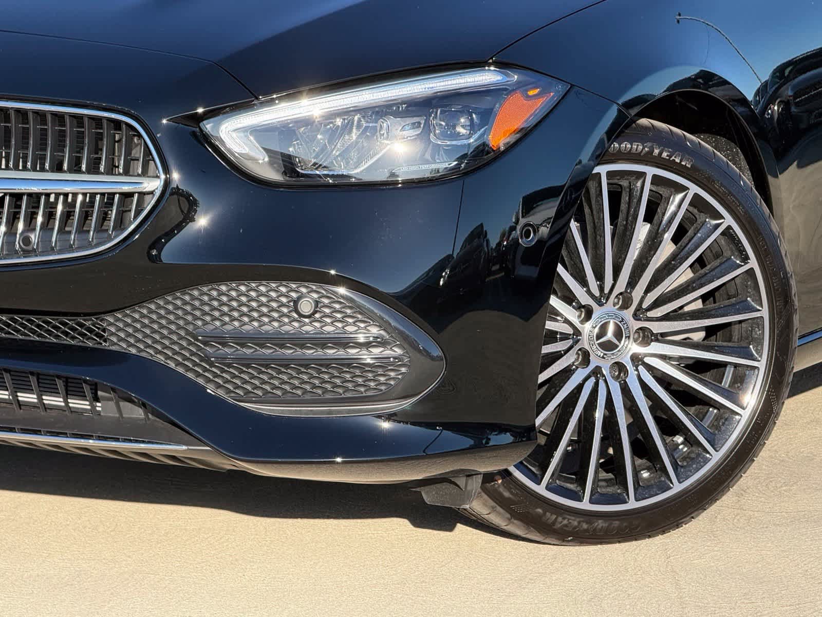 New 2026 Mercedes-Benz C 300 4MATIC Sedan image 3