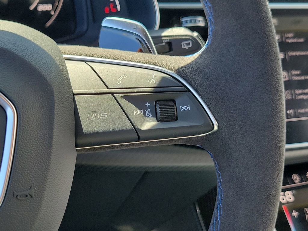 New 2026 Audi RS Q8 performance image 9