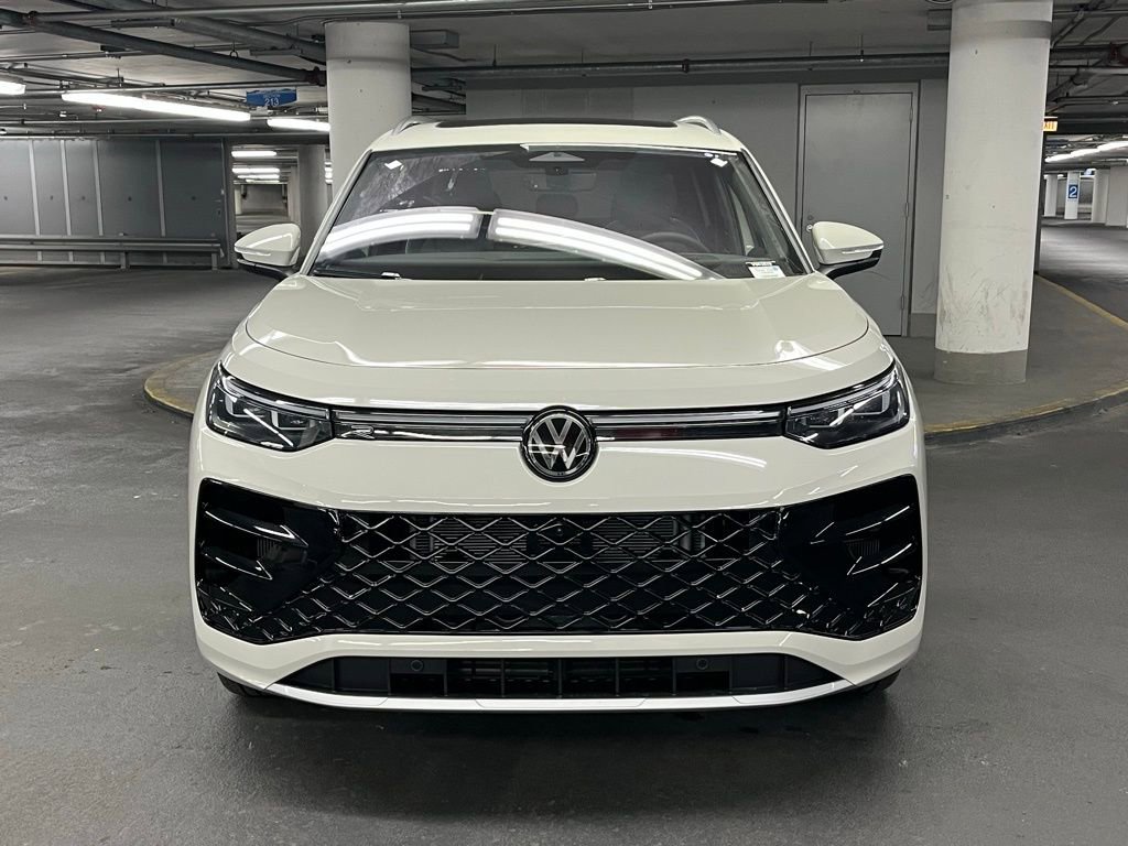 New 2026 Volkswagen Tiguan SEL R-Line image 33