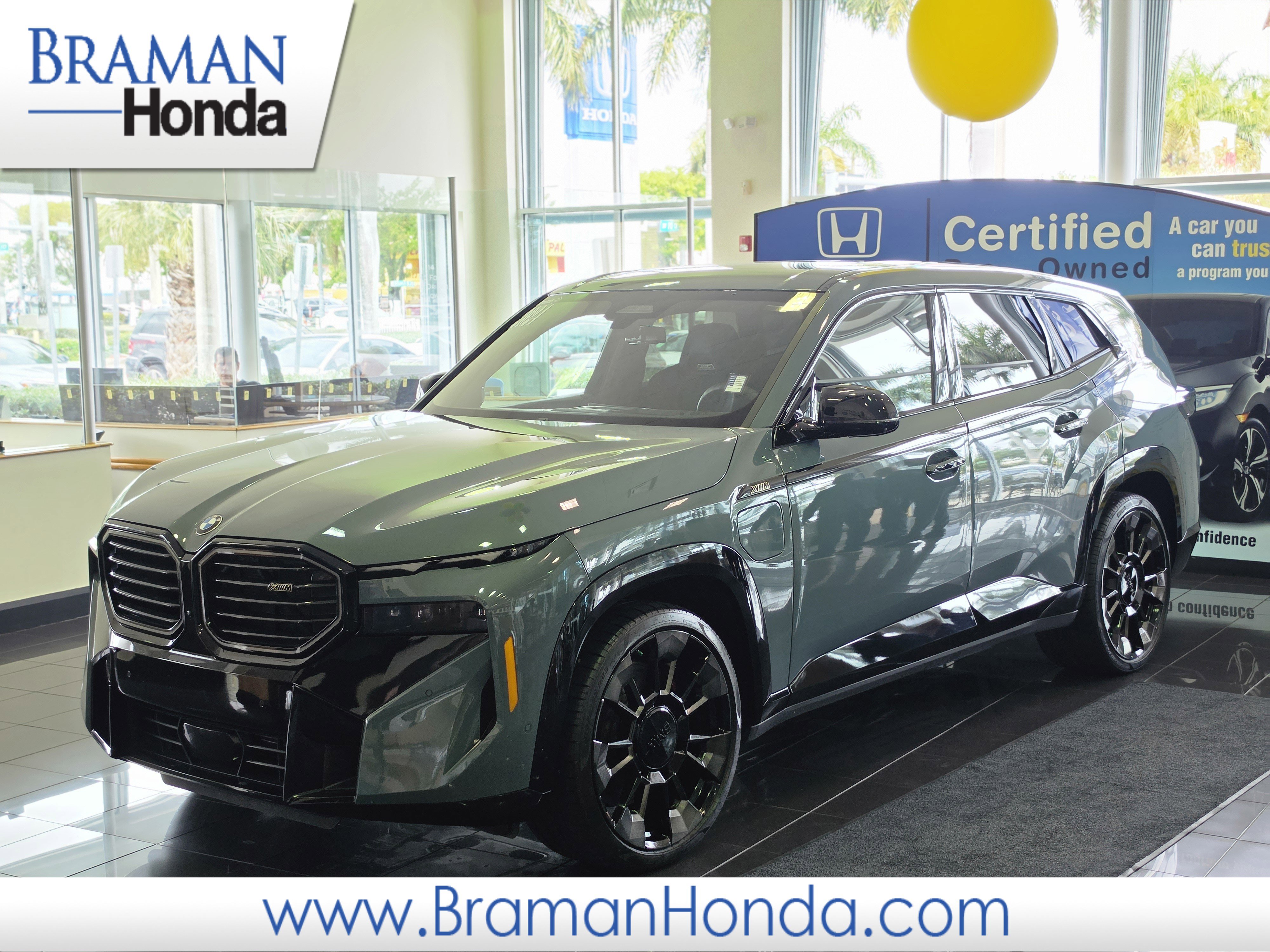 Used 2024 BMW XM image 1