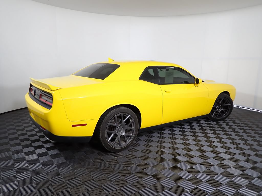 Used 2017 Dodge Challenger R/T Plus RWD image 18