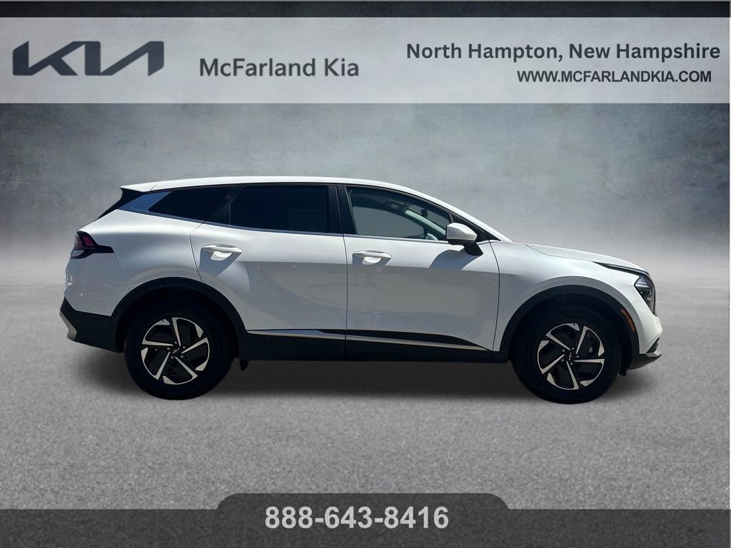 Used 2023 Kia Sportage LX AWD/4WD image 7