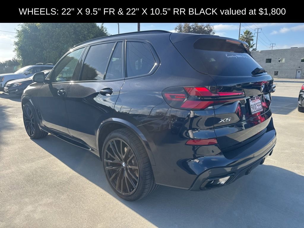 Used 2026 BMW X5 sDrive40i w/ M Sport Package RWD image 3