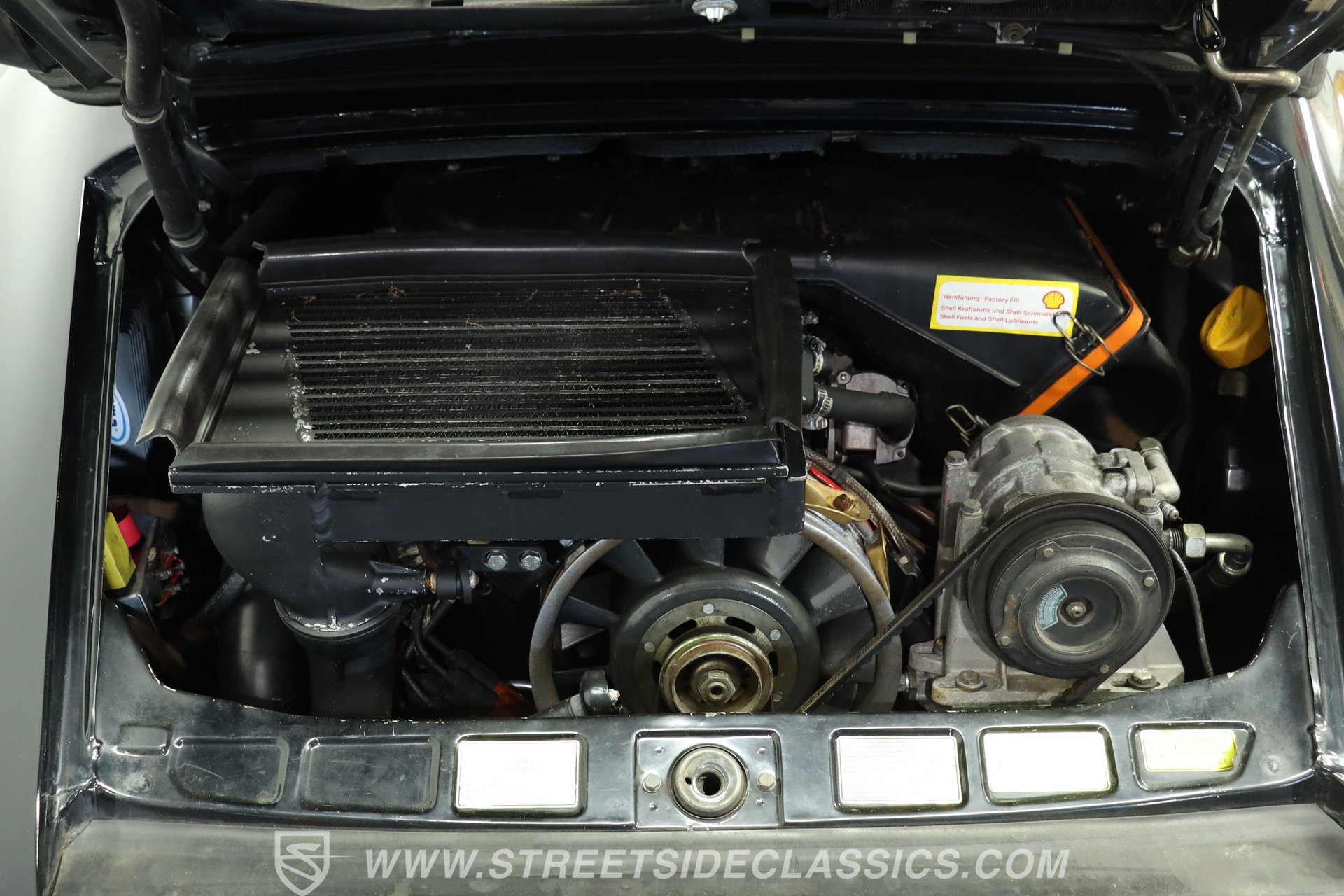 Used 1988 Porsche 911 Carrera RWD image 3