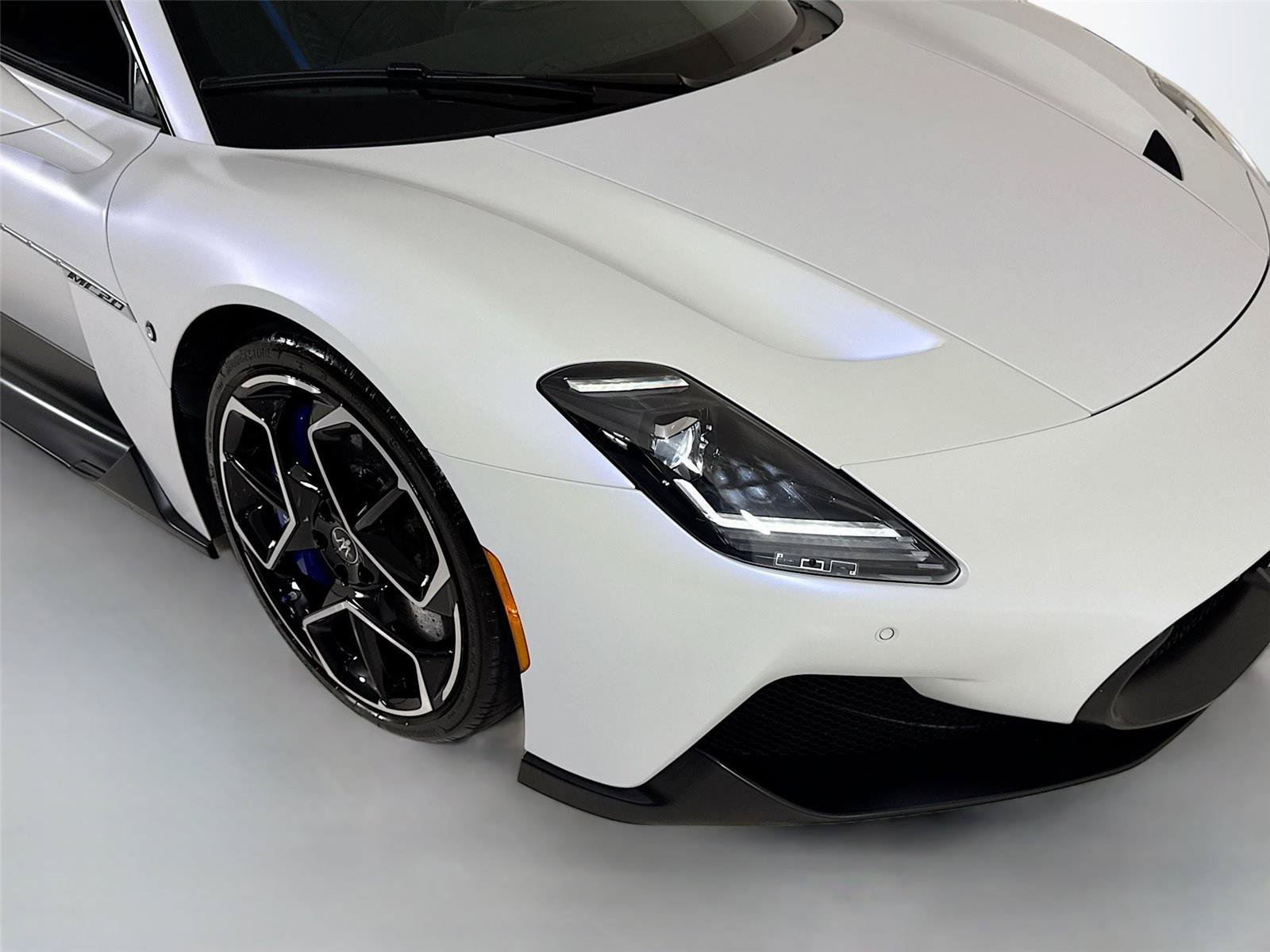 Used 2022 Maserati MC20 Coupe RWD image 34
