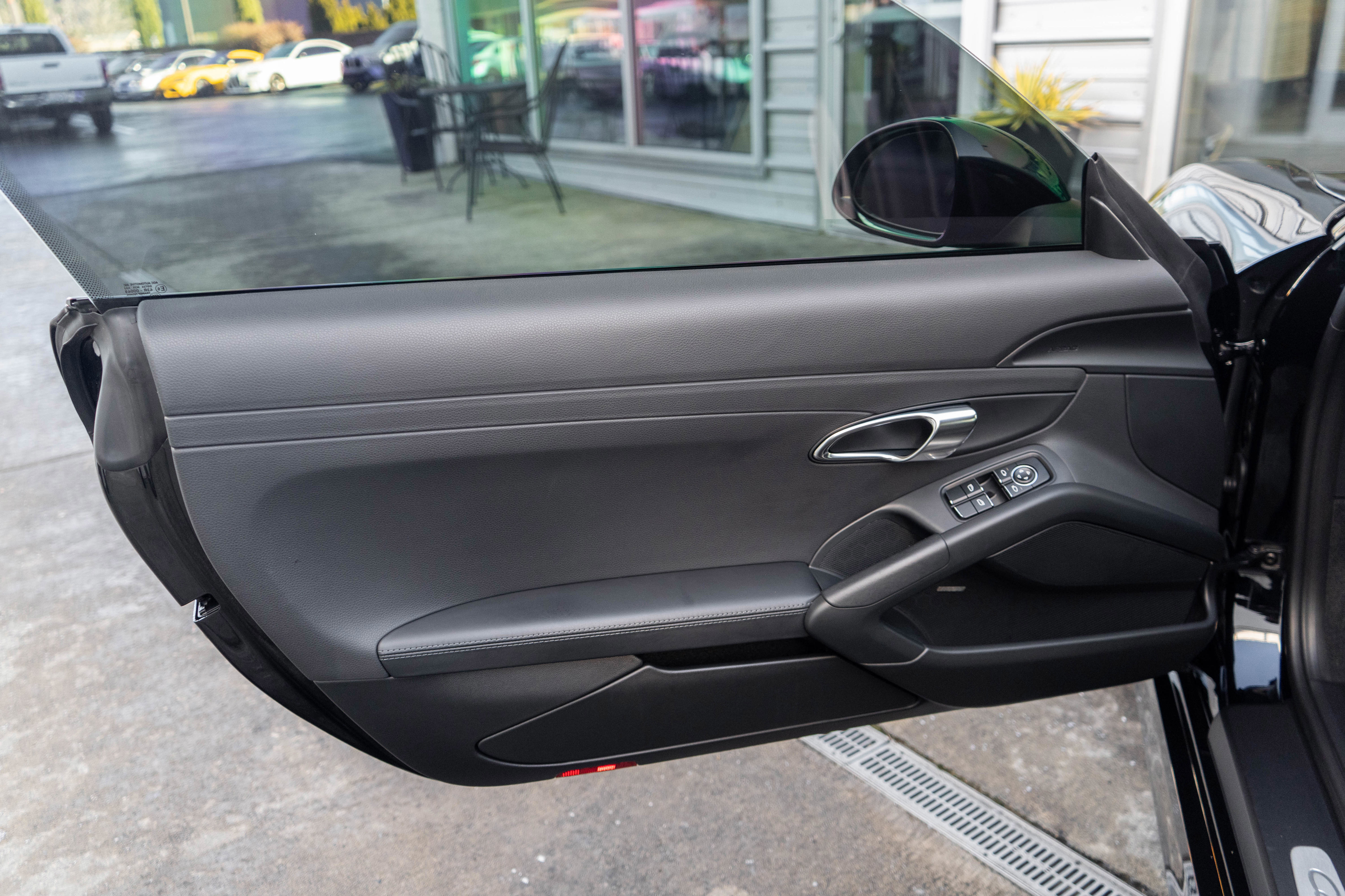 Used 2014 Porsche Cayman S image 10