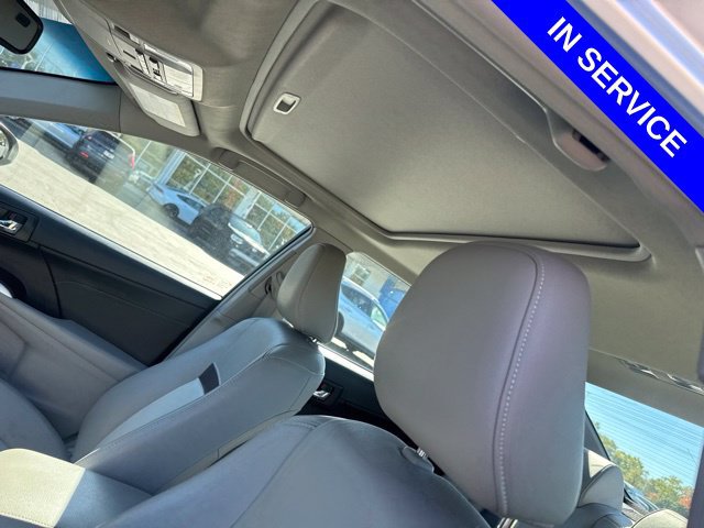 Used 2014 Toyota Camry XLE w/ Leather Package FWD image 11