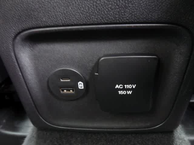 Used 2022 Ford Bronco Sport Outer Banks w/ Tech Package AWD/4WD image 13
