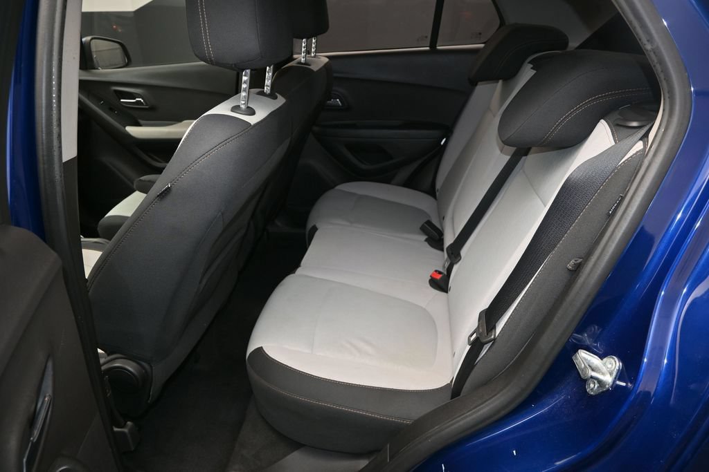 Used 2017 Chevrolet Trax LS FWD image 15