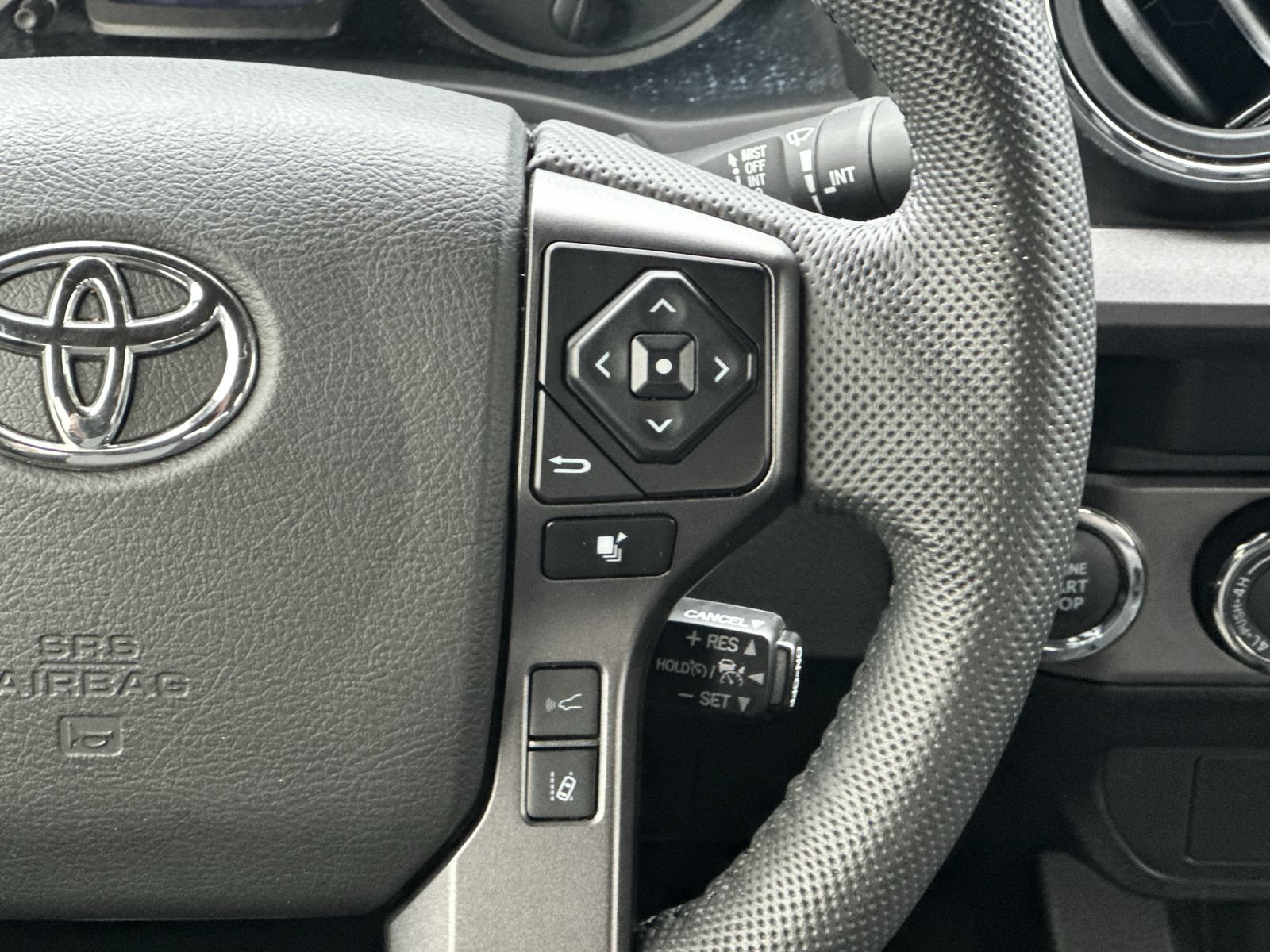 Used 2022 Toyota Tacoma TRD Off-Road w/ Black Out Package (TMS) AWD/4WD image 21