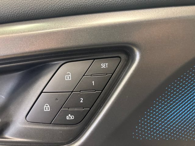 Used 2026 Chevrolet Equinox EV RS w/ Convenience Package II AWD/4WD image 38