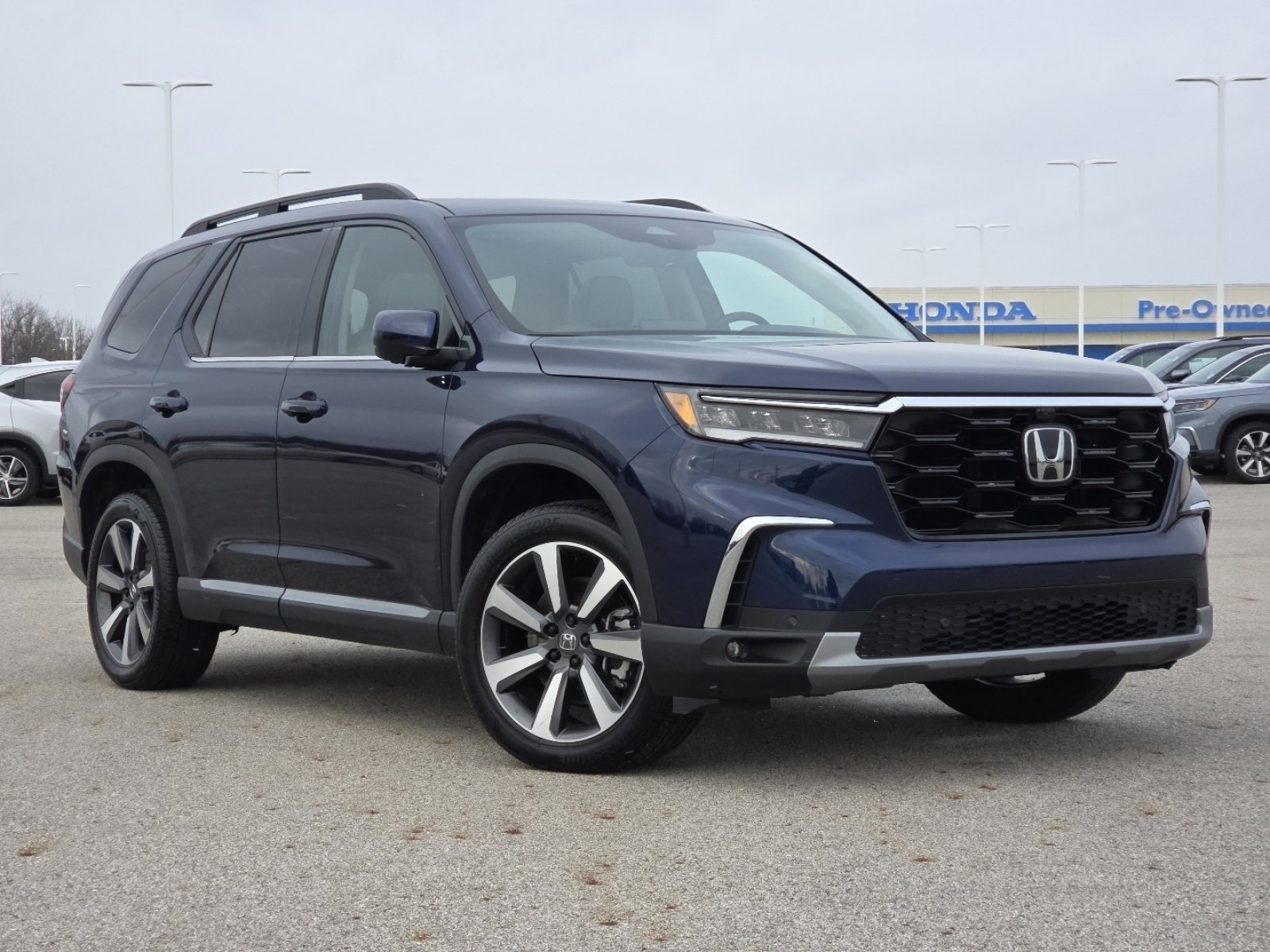 Used 2025 Honda Pilot Elite video 2