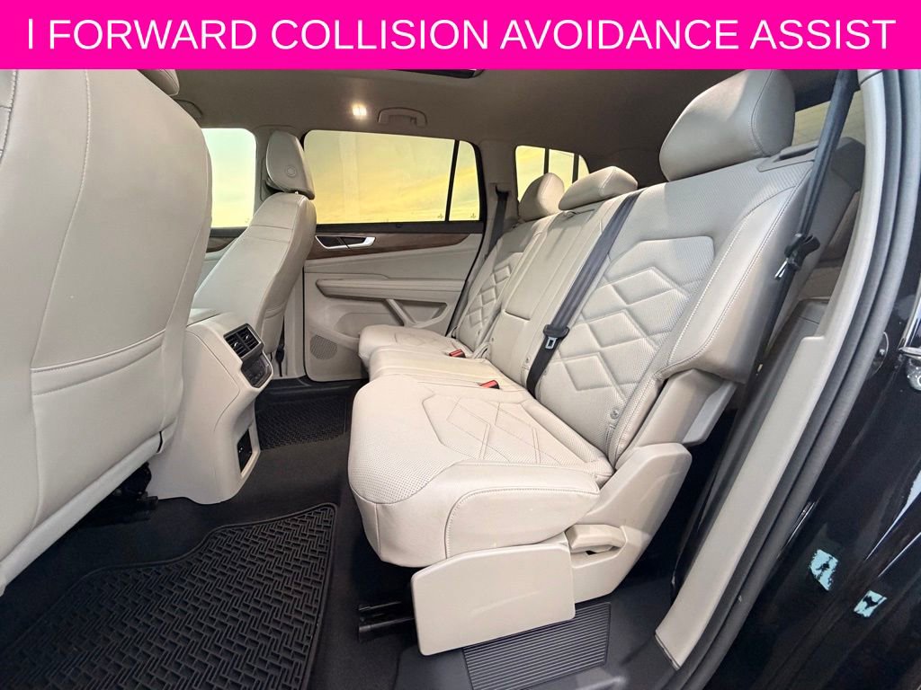 Used 2024 Volkswagen Atlas SE image 17