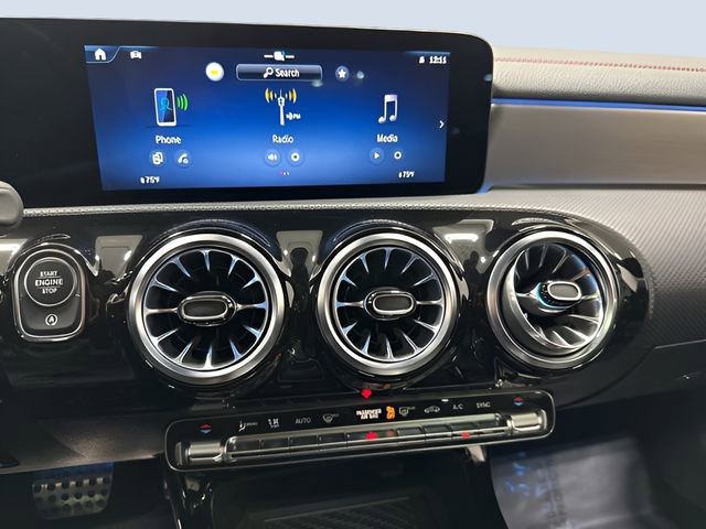 Used 2025 Mercedes-Benz CLA 250 4MATIC image 21