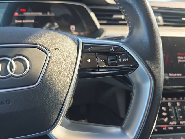 Used 2021 Audi e-tron Premium w/ Convenience Plus Package AWD/4WD image 21