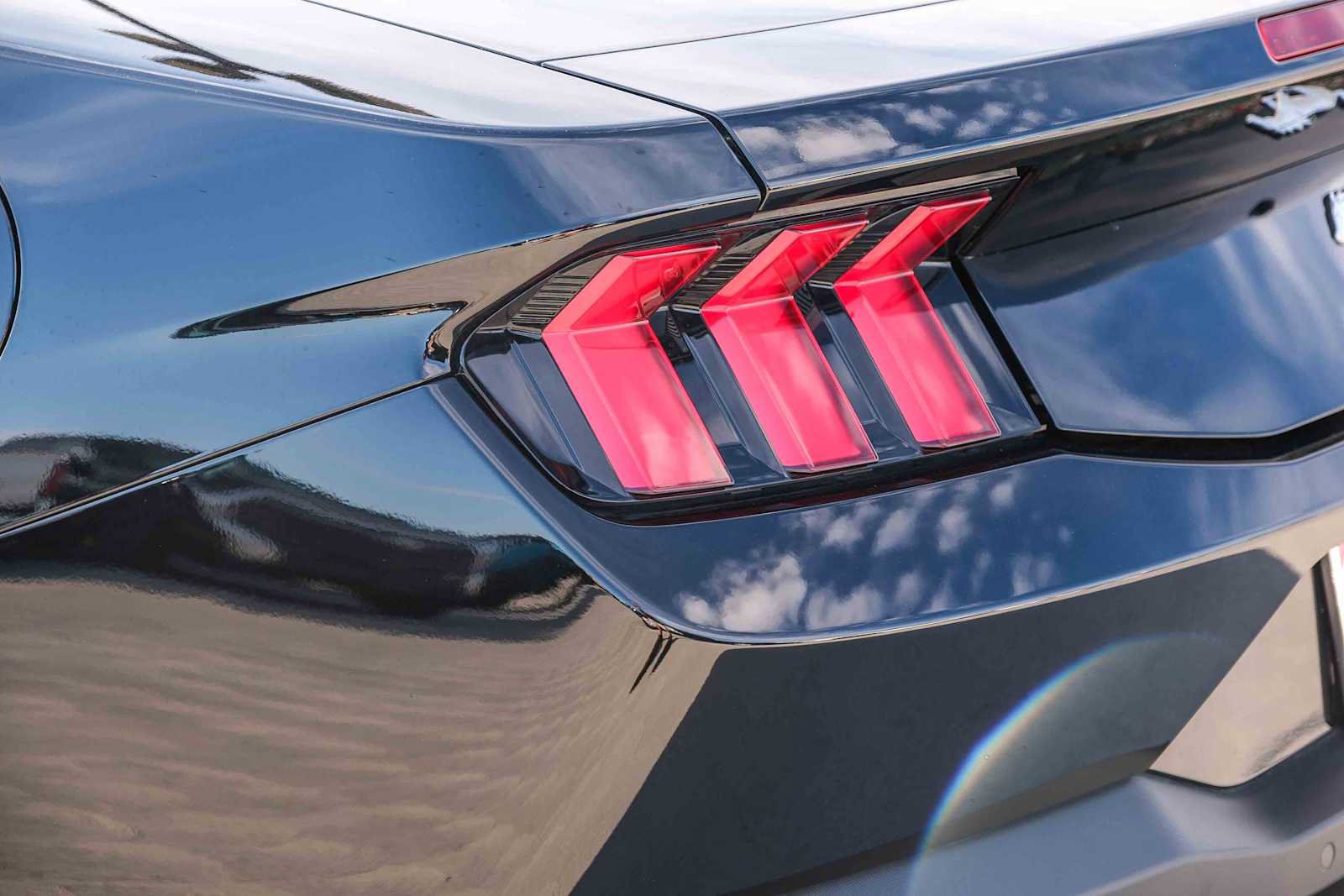 Used 2026 Ford Mustang Premium RWD image 7