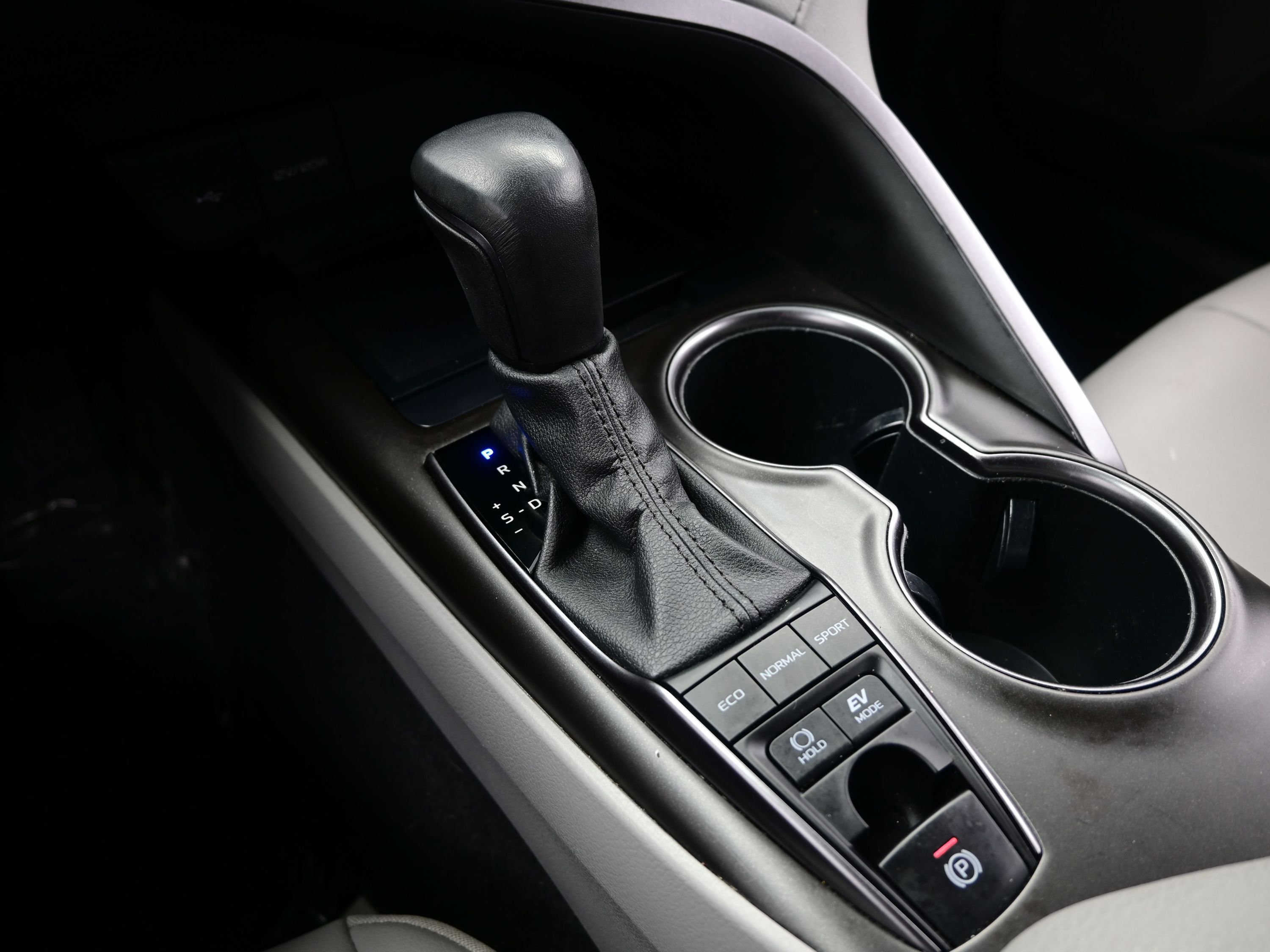 Used 2023 Toyota Camry SE image 20