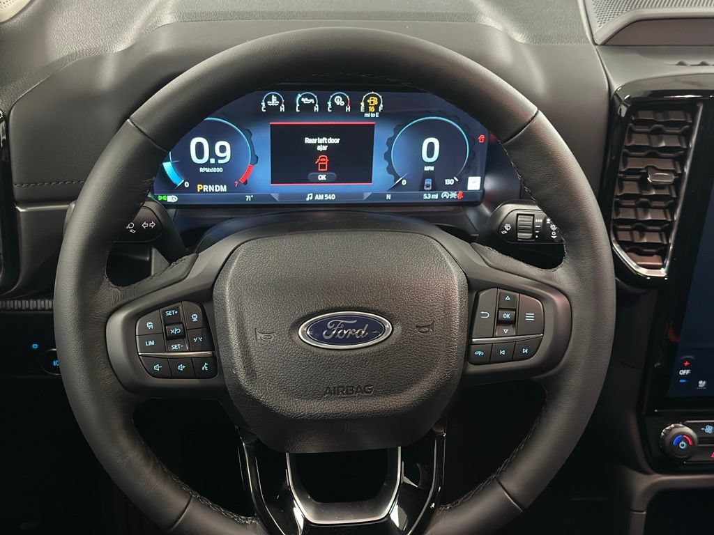 New 2026 Ford Ranger Lariat w/ Black Appearance Package AWD/4WD image 4