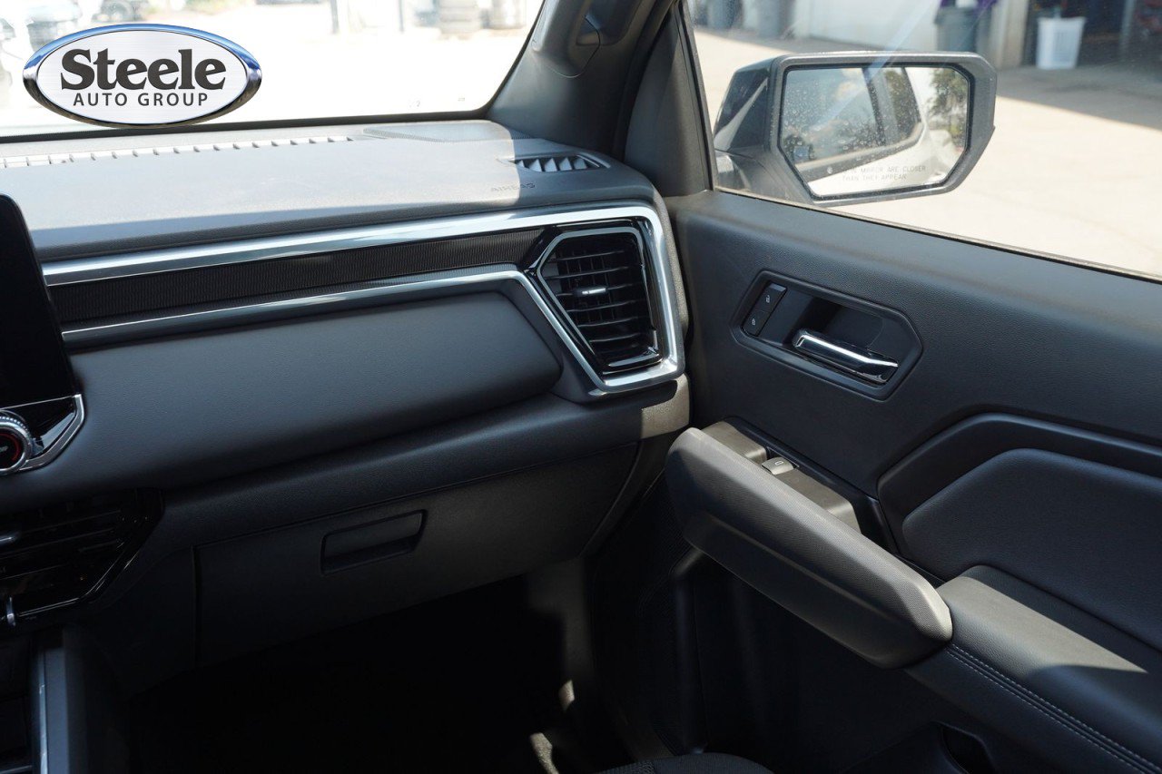 New 2026 GMC Canyon Elevation AWD/4WD image 8