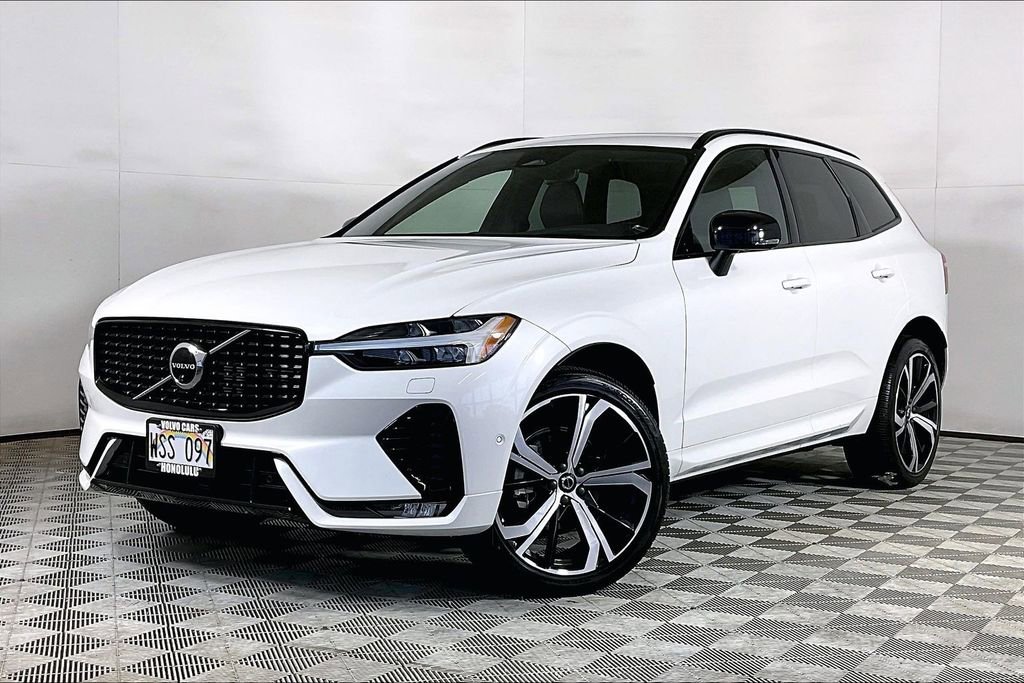 Used 2022 Volvo XC60 B5 R-Design w/ Advanced Package