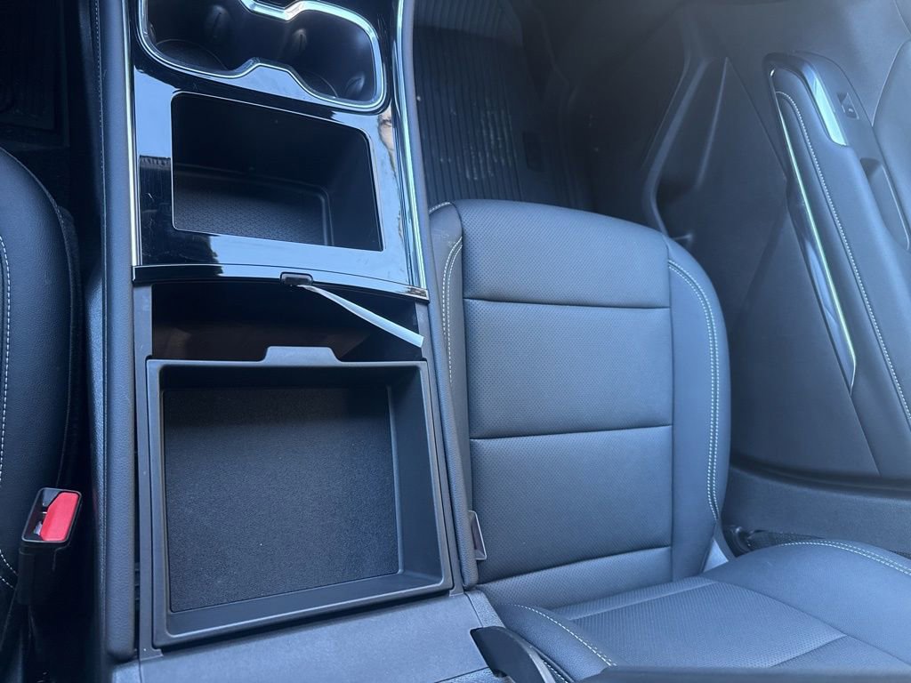 Used 2026 Chevrolet Traverse LT w/ Midnight/Sport Edition image 20