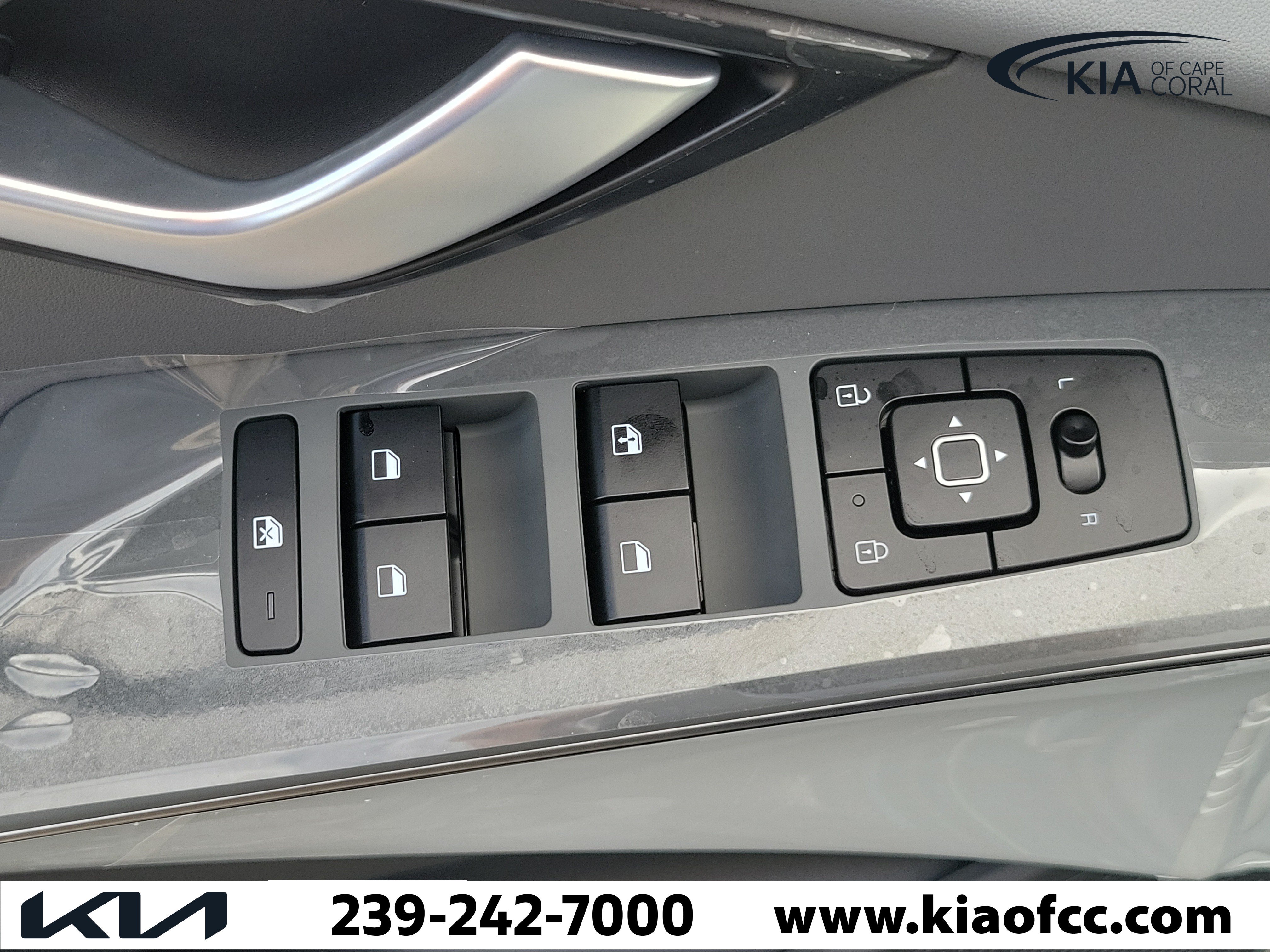 New 2026 Kia Niro EX FWD image 24