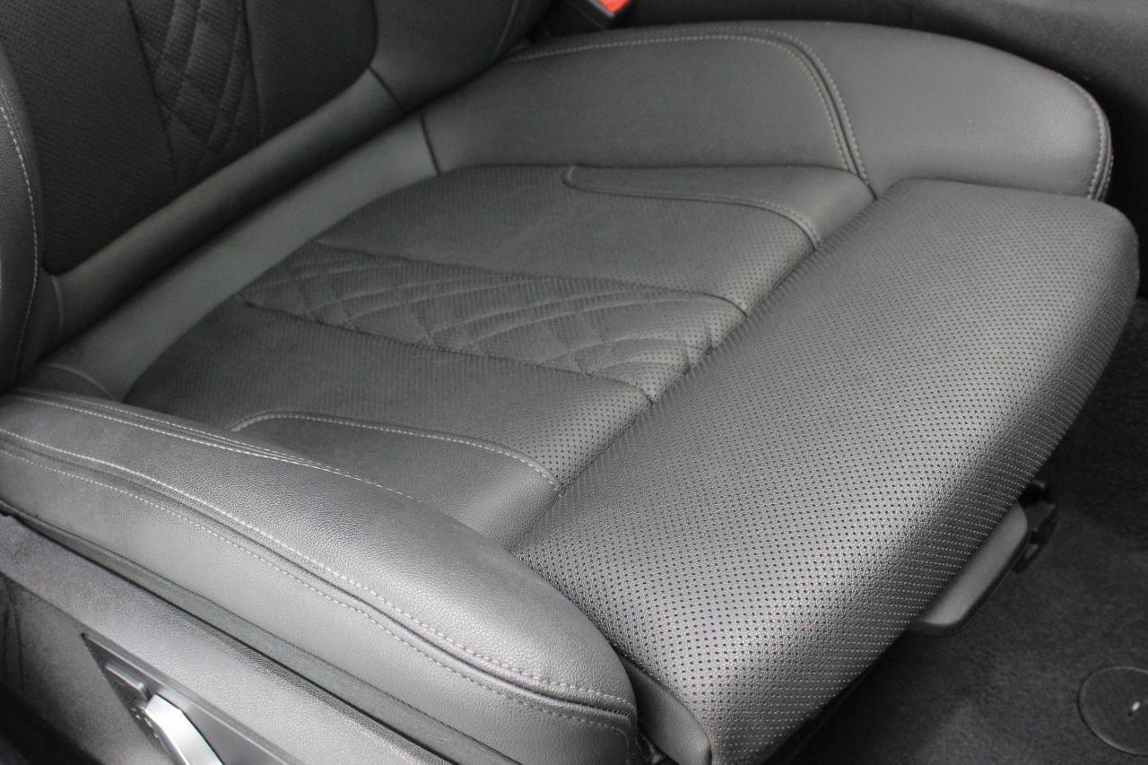 Used 2021 BMW 530i w/ Convenience Package RWD image 49