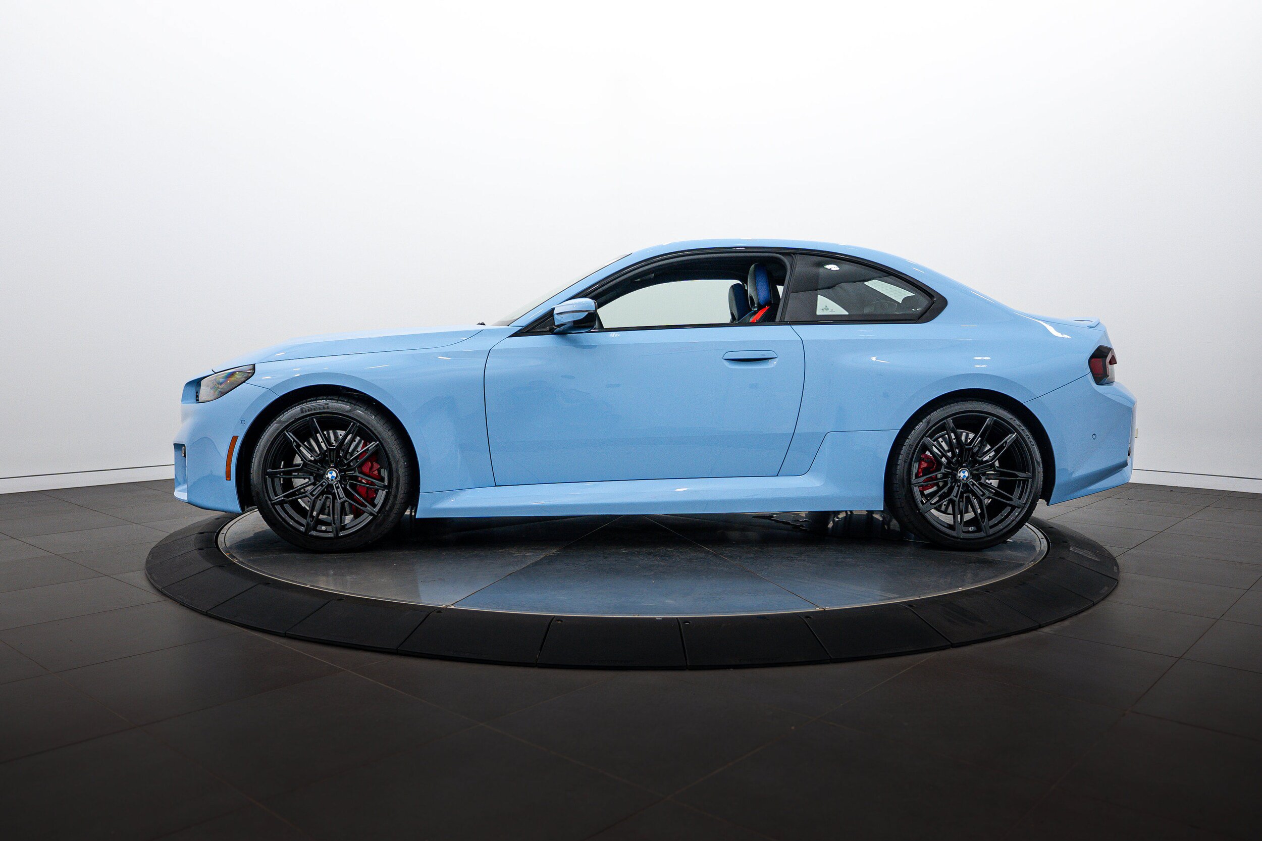Used 2023 BMW M2 RWD image 6