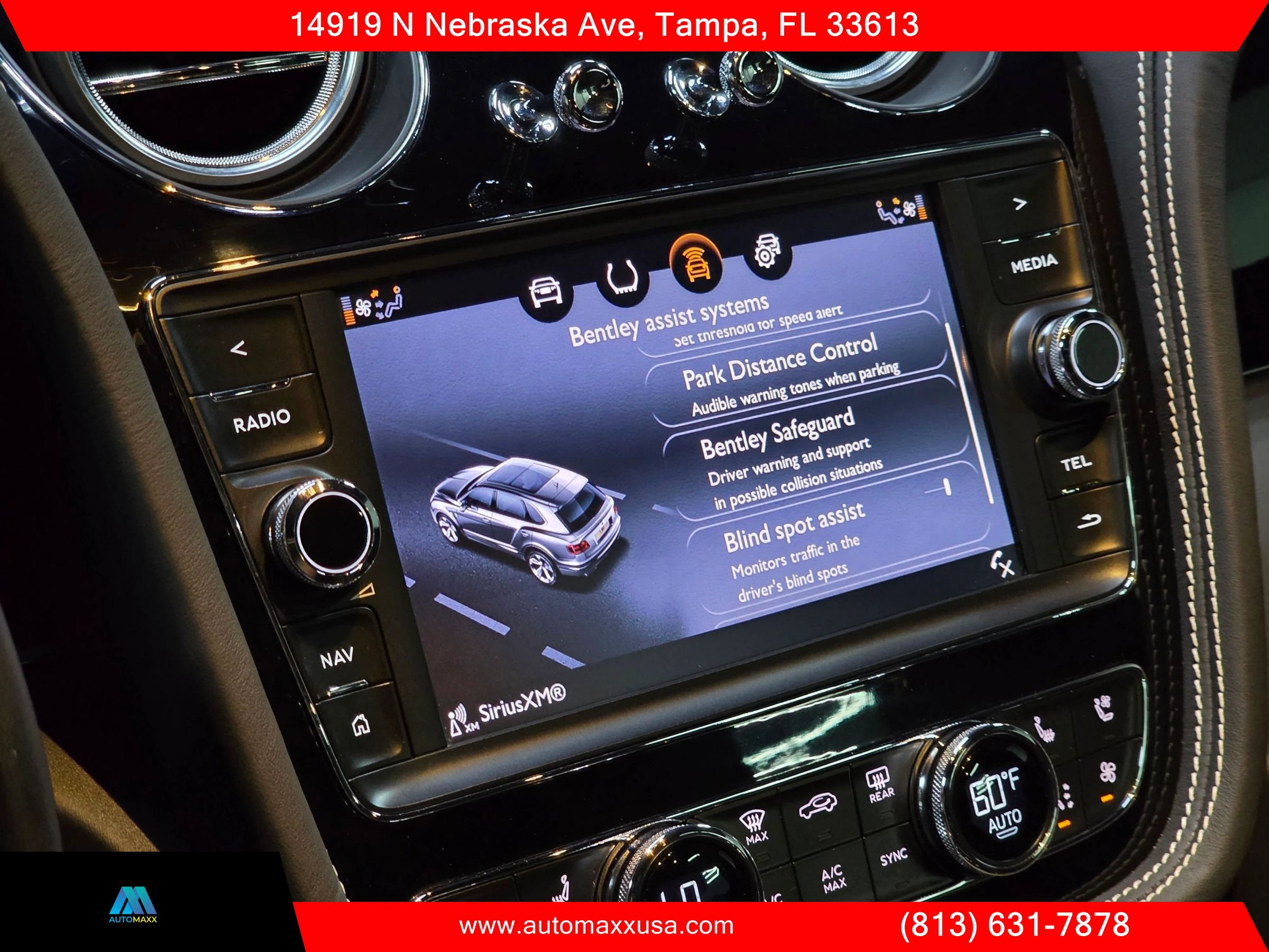 Used 2020 Bentley Bentayga Design Series AWD/4WD image 30