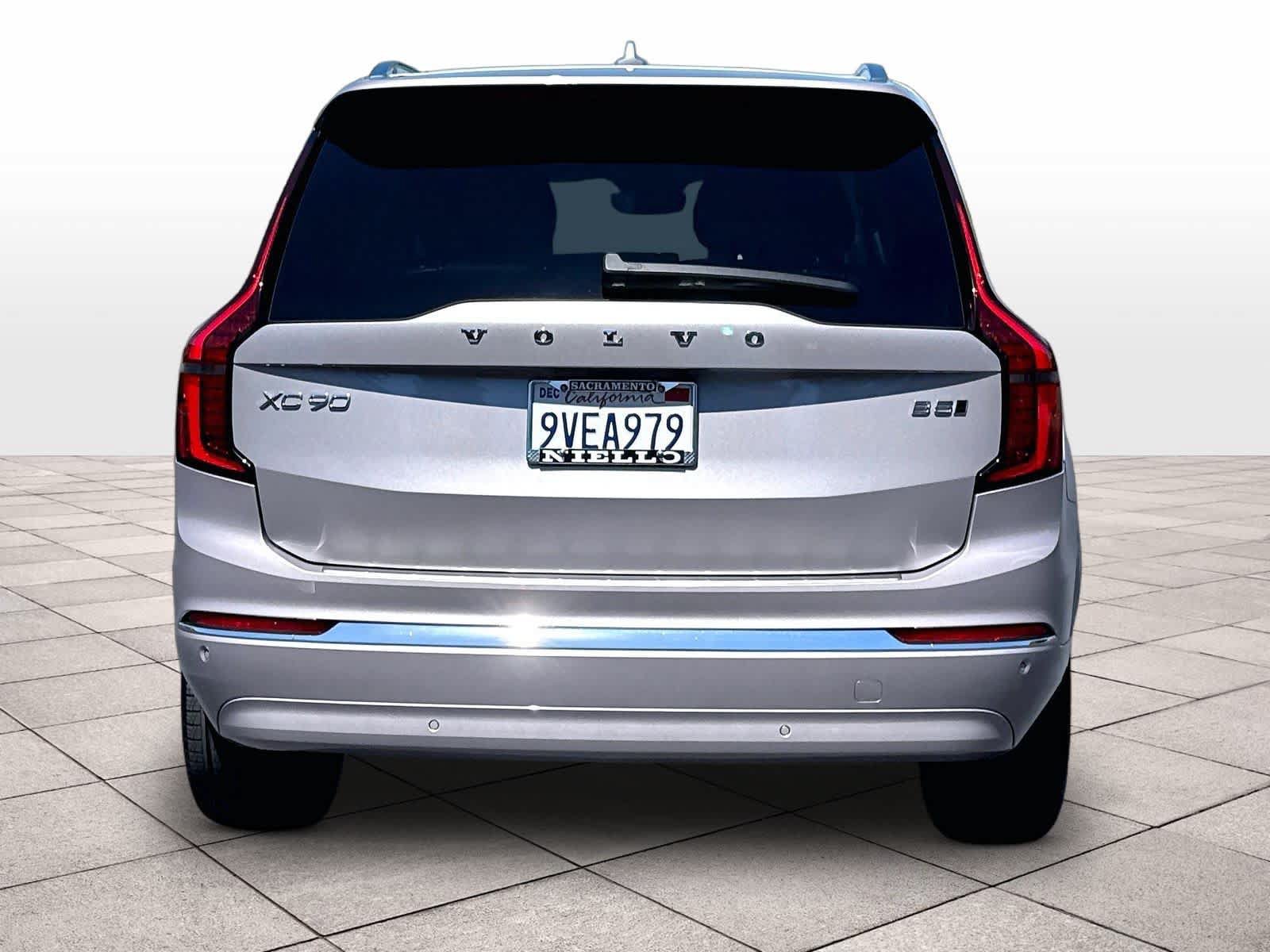 Used 2026 Volvo XC90 B5 Plus w/ Protection Package AWD/4WD image 7